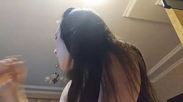 AlejandraDelaney online show from November 27, 1:11 pm