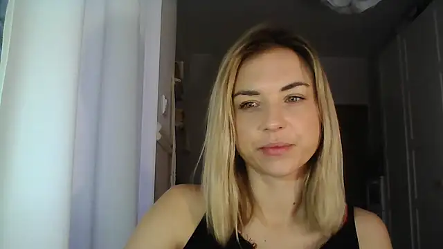 Snapshot of ashley_xlove chatting on January 16, 7:38 am ashley xlove online show from January 16, 7:38 am