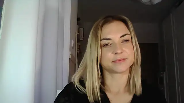 Snapshot of ashley_xlove chatting on January 7, 10:44 am ashley xlove online show from January 7, 10:44 am