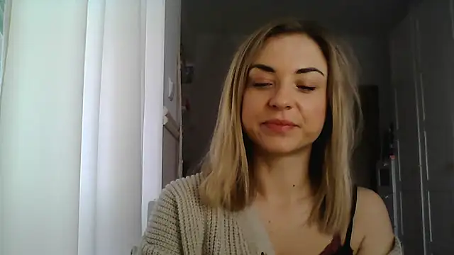 Snapshot of ashley_xlove chatting on March 3, 7:35 am ashley xlove online show from March 3, 7:35 am