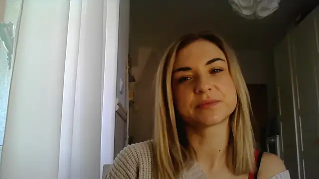 Snapshot of ashley_xlove chatting on February 11, 7:44 am ashley xlove online show from February 11, 7:44 am