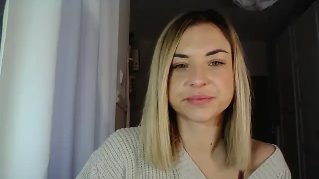 Snapshot of ashley_xlove chatting on January 9, 7:42 am ashley xlove online show from January 9, 7:42 am