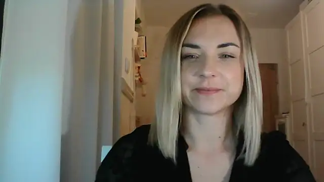 Snapshot of ashley_xlove chatting on January 6, 3:08 pm ashley xlove online show from January 6, 3:08 pm