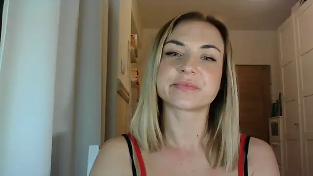 Snapshot of ashley_xlove chatting on January 20, 5:37 pm ashley xlove online show from January 20, 5:37 pm