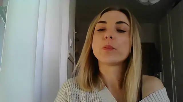 Snapshot of ashley_xlove chatting on February 5, 12:49 pm ashley xlove online show from February 5, 12:49 pm