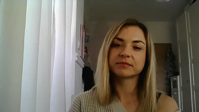 Snapshot of ashley_xlove chatting on March 12, 10:48 am ashley xlove online show from March 12, 10:48 am