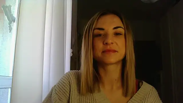 Snapshot of ashley_xlove chatting on February 18, 7:43 am ashley xlove online show from February 18, 7:43 am