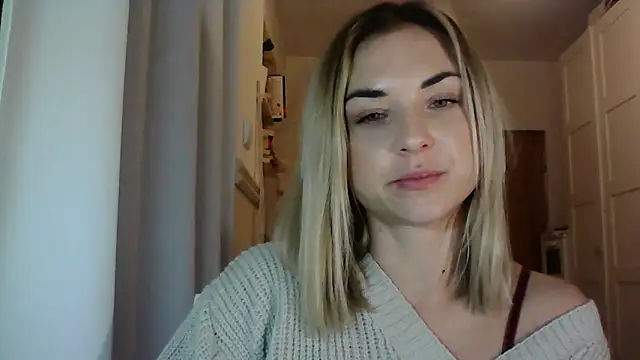 Snapshot of ashley_xlove chatting on January 7, 2:41 pm ashley xlove online show from January 7, 2:41 pm