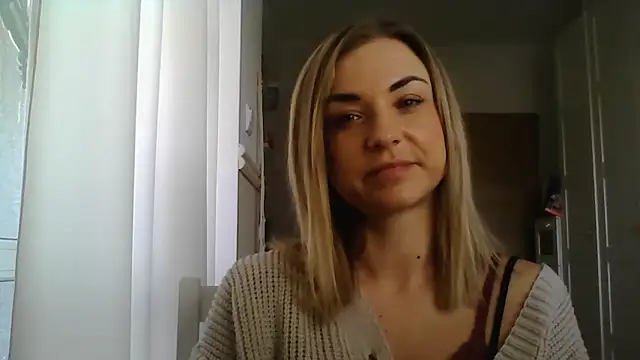 Snapshot of ashley_xlove chatting on March 4, 10:46 am ashley xlove online show from March 4, 10:46 am