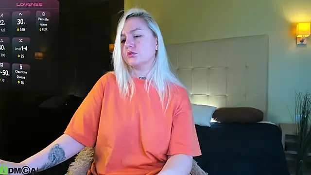 Debbie Taylor online show from April 12, 5:05 pm