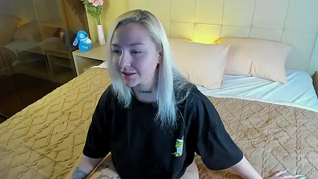 Debbie Taylor online show from January 14, 4:54 pm