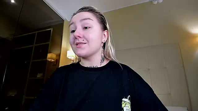 Debbie Taylor online show from November 21, 5:23 pm