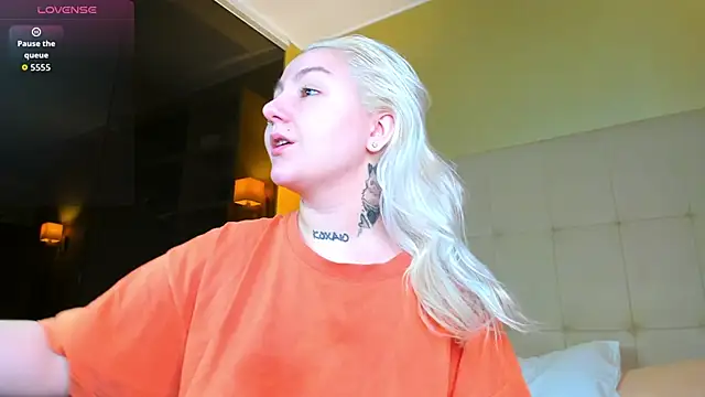 Debbie Taylor online show from February 25, 5:46 pm