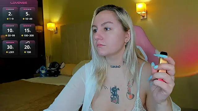 Debbie Taylor online show from February 9, 5:44 pm