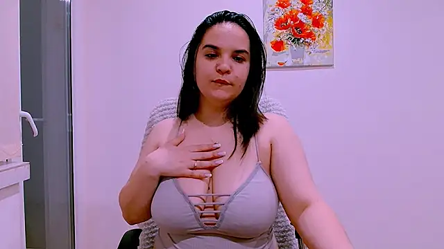 Ella-Diamond online show from April 10, 6:37 pm