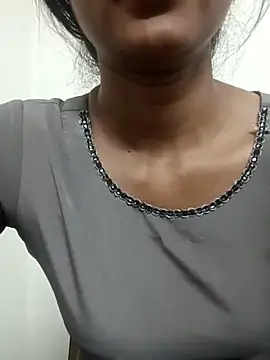 Snapshot of Rajni-Mehra chatting on March 10, 10:39 am Rajni-Mehra online show from March 10, 10:39 am