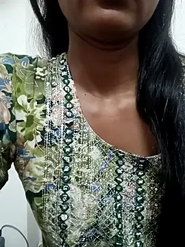 Snapshot of Rajni-Mehra chatting on March 16, 6:20 am Rajni-Mehra online show from March 16, 6:20 am