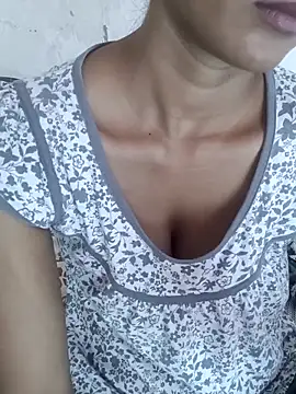 Snapshot of Rajni-Mehra chatting on October 10, 6:25 am Rajni-Mehra online show from October 10, 6:25 am