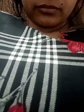 Snapshot of Rajni-Mehra chatting on March 18, 5:23 pm Rajni-Mehra online show from March 18, 5:23 pm