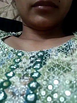 Snapshot of Rajni-Mehra chatting on March 15, 7:20 am Rajni-Mehra online show from March 15, 7:20 am