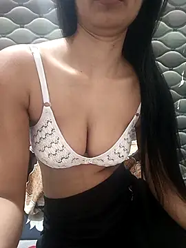 Rajni-Mehra online show from February 8, 5:49 am