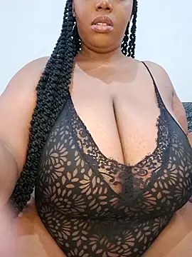 juicygoddess2 online show from March 4, 8:35 am