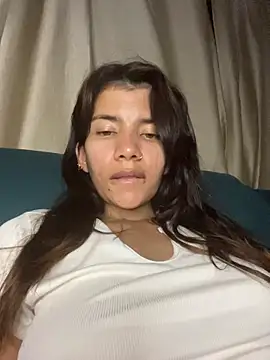 Snapshot of adop_me__ chatting on January 17, 4:05 am adop me online show from January 17, 4:05 am