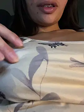 Snapshot of adop_me__ chatting on January 9, 3:13 am adop me online show from January 9, 3:13 am