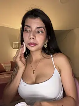 adop me   online show from March 31, 11:07 pm