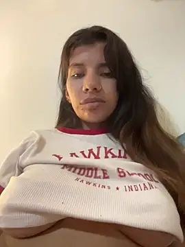 Snapshot of adop_me__ chatting on February 5, 12:28 am adop me online show from February 5, 12:28 am