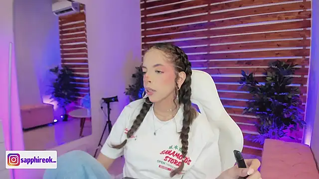 Sapphire Venuss online show from March 2, 12:11 am