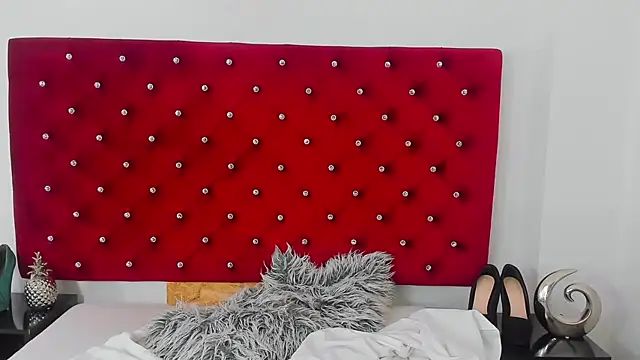 LexyBigBoobs online show from February 25, 10:15 am