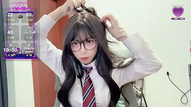 Snapshot of QQ88-99 chatting on September 23, 1:07 pm QQ88-99 online show from September 23, 1:07 pm