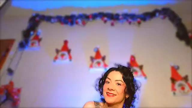 Snapshot of miabeautyxx chatting on December 31, 11:42 am miabeautyxx online show from December 31, 11:42 am