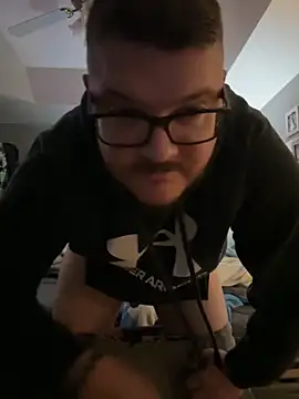 Snapshot of Watson4U chatting on December 5, 4:16 pm Watson4U online show from December 5, 4:16 pm