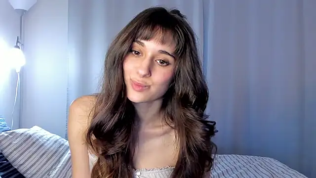 erika hoiree online show from November 28, 7:08 am