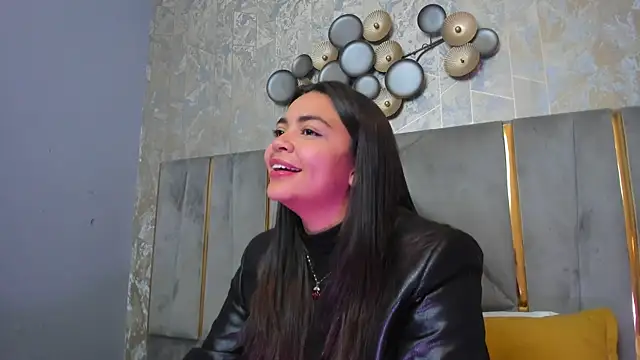 KimDevinne online show from November 23, 3:05 am