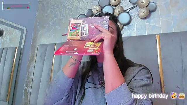 KimDevinne online show from January 7, 2:49 am