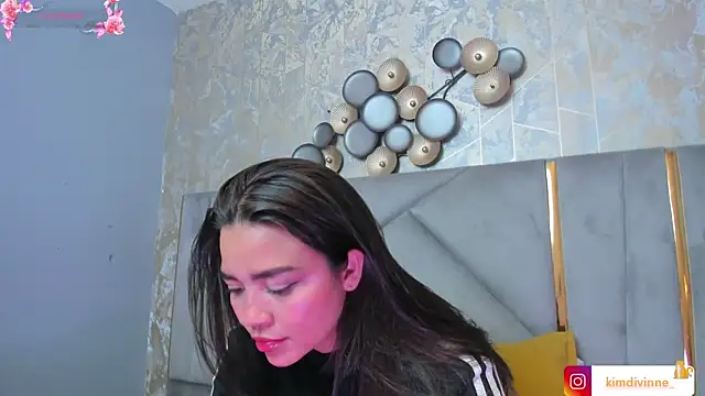 KimDevinne online show from November 13, 1:53 am