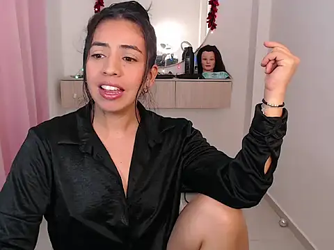 anngela01 online show from December 3, 12:23 am