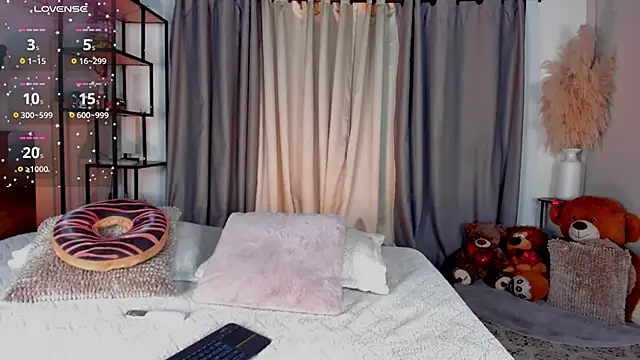 amber maxwell online show from February 26, 9:04 pm