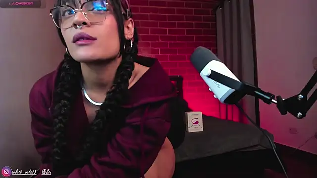 Snapshot of Scarlett_Vela13 chatting on September 30, 11:22 pm Scarlett Vela13 online show from September 30, 11:22 pm
