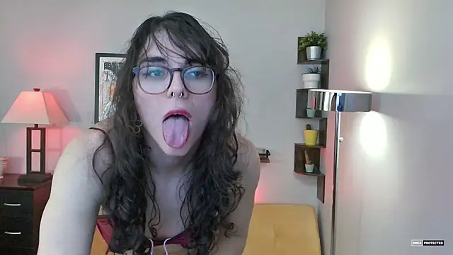 Snapshot of transbate chatting on January 14, 6:17 pm transbate online show from January 14, 6:17 pm