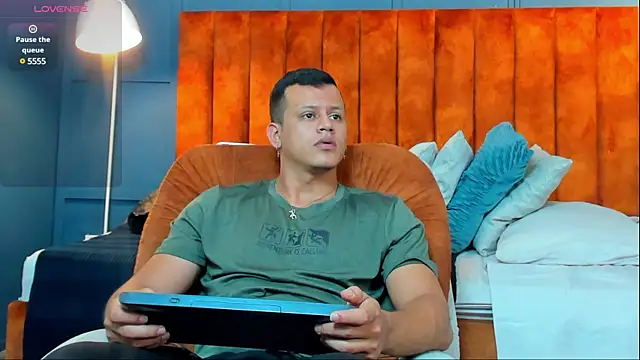 Alex towers online show from December 21, 9:58 pm