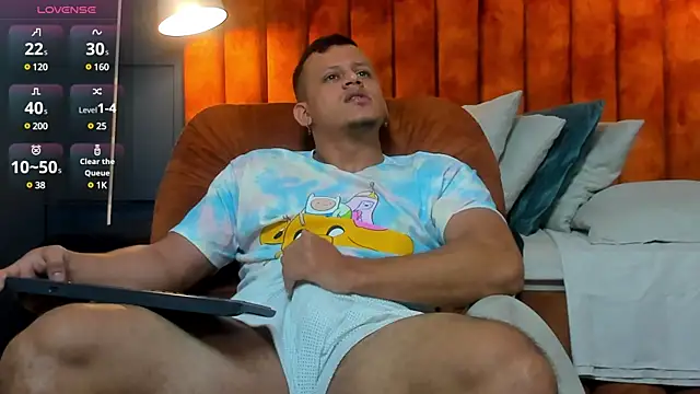 Alex towers online show from December 28, 9:40 pm