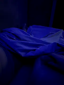 mismmia online show from September 23, 4:41 am