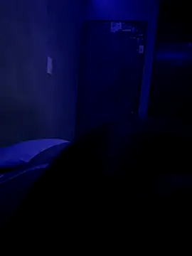 mismmia online show from November 12, 5:22 am