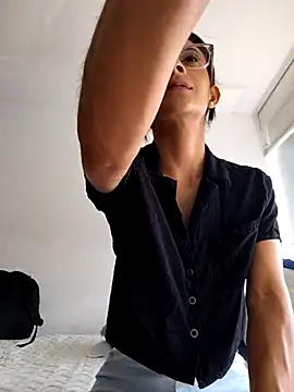 thedianakaro online show from February 20, 2:35 pm