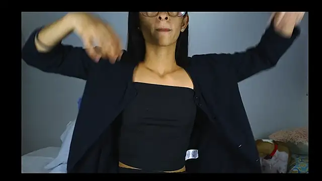 thedianakaro online show from March 3, 2:44 am