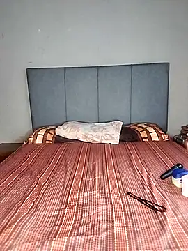 ThickPearlx23 online show from March 23, 8:14 am